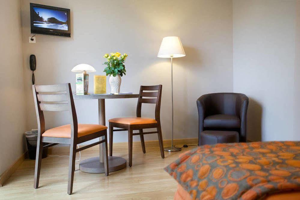 La Metairie Hotell Cordes Sur Ciel Exteriör bild
